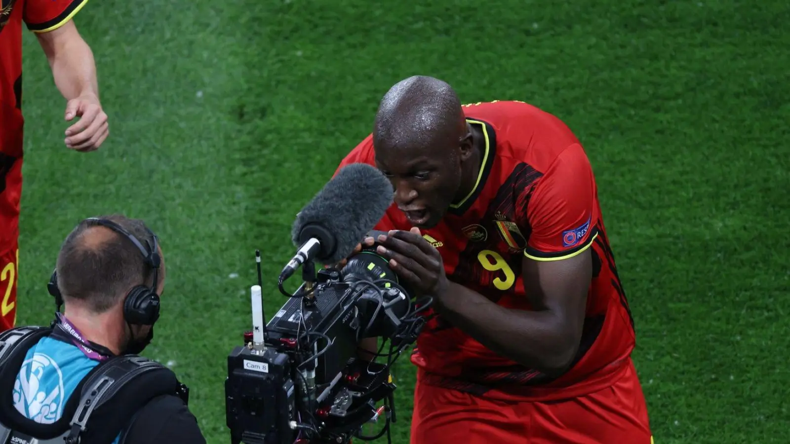 Richtete emotionale Worte an seinen Inter-Teamkollegen Christian Eriksen: Belgiens Romelu Lukaku. (Foto: Maksim Konstantinov/SOPA Images via ZUMA Wire/dpa)