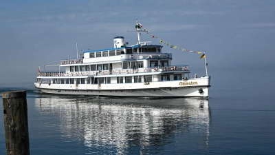 Die „Weiße Flotte“ startet am Freitag in die neue Saison. (Archivbild)  (Foto: Felix Kästle/dpa)