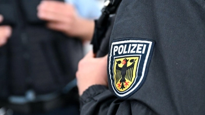 Die Ermittler werten zahlreiche Videoaufzeichnungen aus. (Symbolbild) (Foto: Sven Hoppe/dpa)