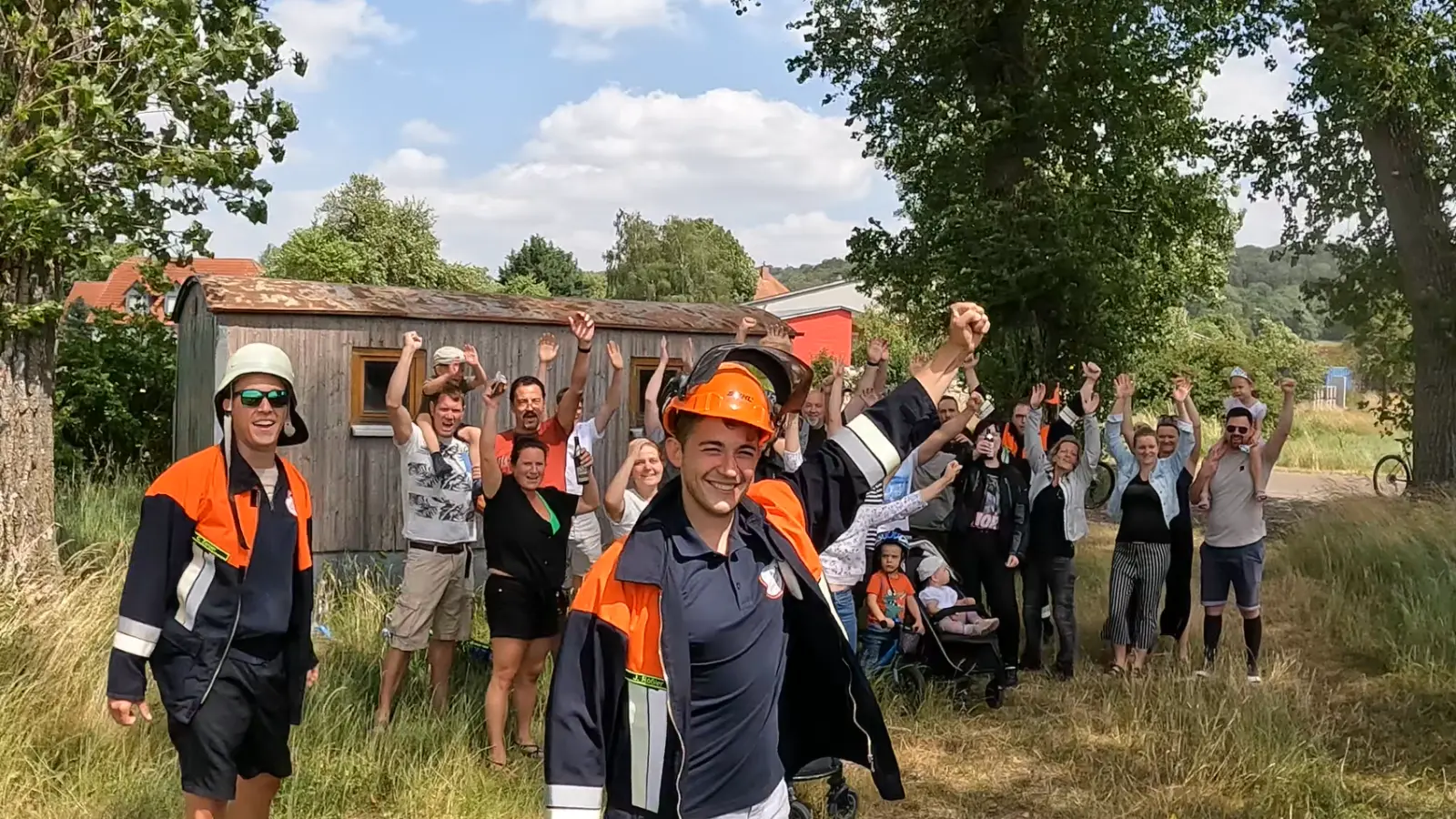 Ein Ausschnitt aus dem Bewerbungsvideo von Josch Rößler (vorne rechts) und Christopher Zengel (links). (Foto: Josch Rößler)