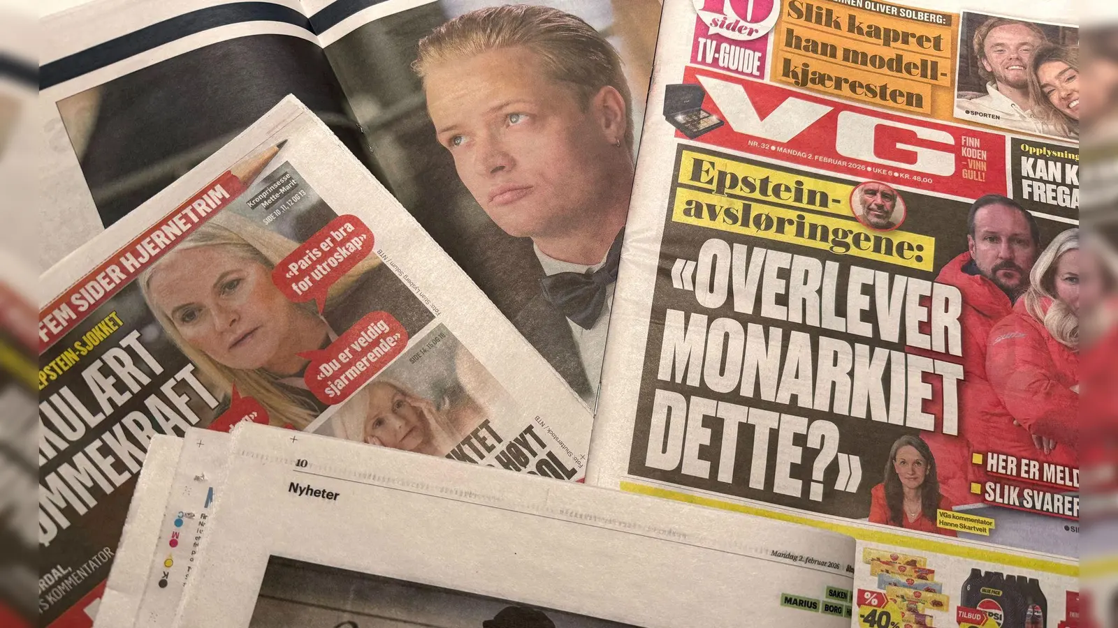 „Überlebt die Monarchie das?“ titelt eine norwegische Zeitung angesichts der Skandale um Kronprinzessin Mette-Marit und ihren Sohn Marius Borg Høiby. (Foto: Julia Wäschenbach/dpa)