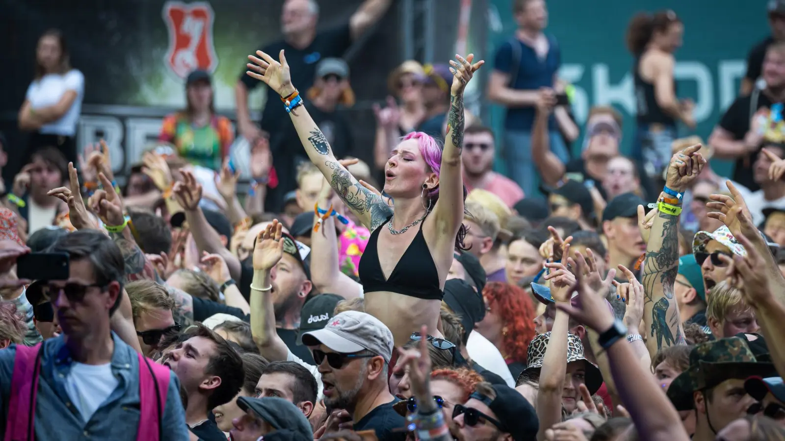 Die großen Bands werden immer teurer. Daher wolle man in Zukunft auf ein Zusammenspiel aus guter Musik und ansprechendem Rahmenprogramm setzen, sagten die Organisatoren gestern bei der Pressekonferenz auf dem Festivalgelände. (Foto: Mirko Fryska)