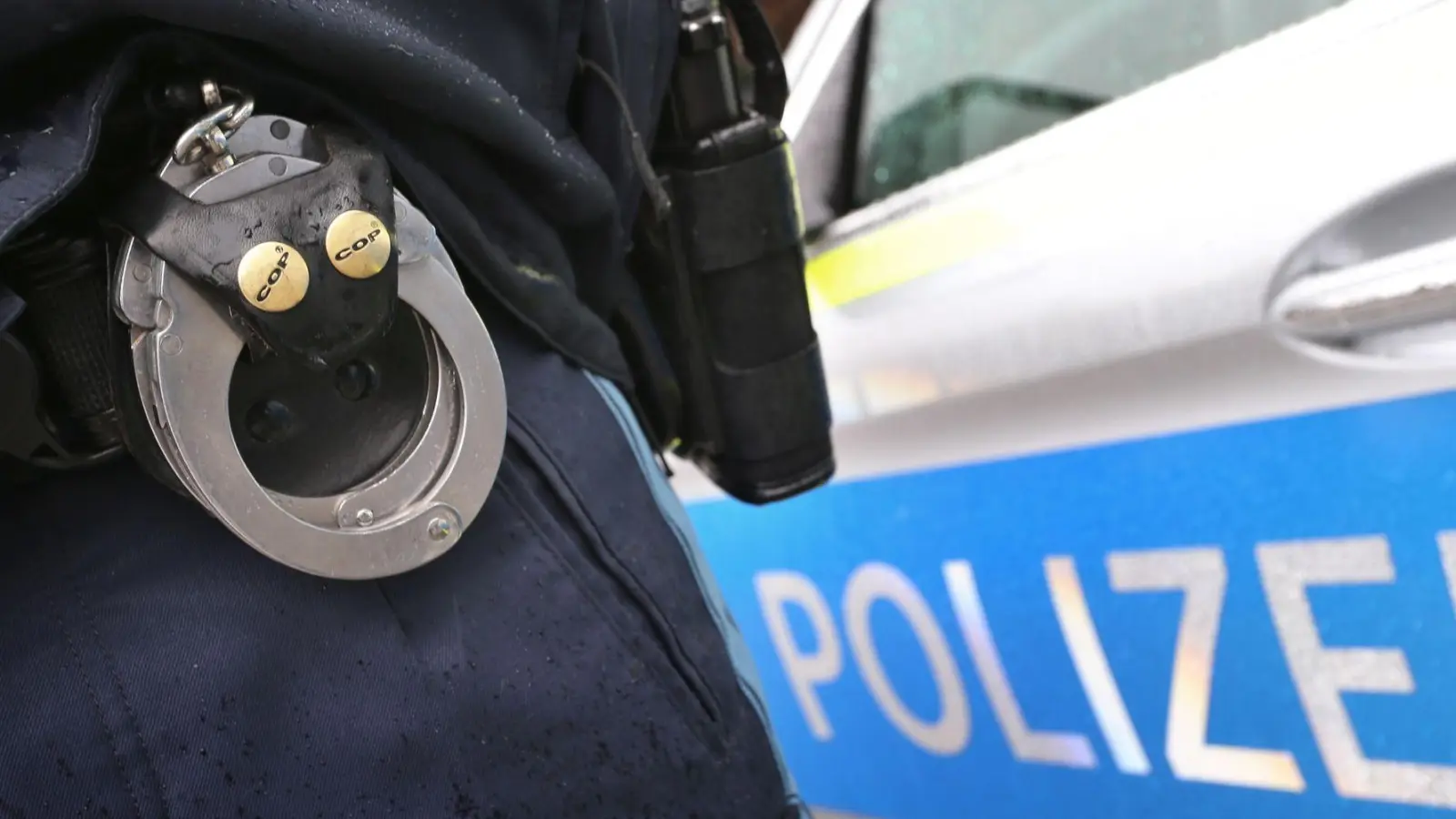 Gegen die fünf Männer wird wegen versuchten Totschlags ermittelt. (Symbolbild) (Foto: Karl-Josef Hildenbrand/dpa)