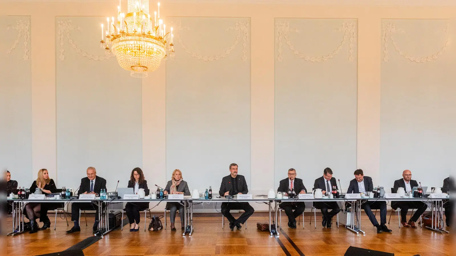 In der Orangerie tagten dann die Kabinettsmitglieder. (Foto: Evi Lemberger)