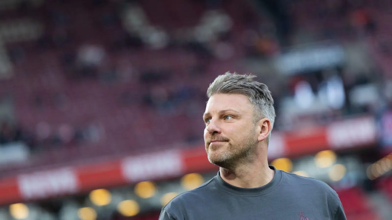 Lukas Kwasniok testet mit seinen Spielern in Spanien gegen den FC Lugano. (Archivbild) (Foto: Rolf Vennenbernd/dpa)