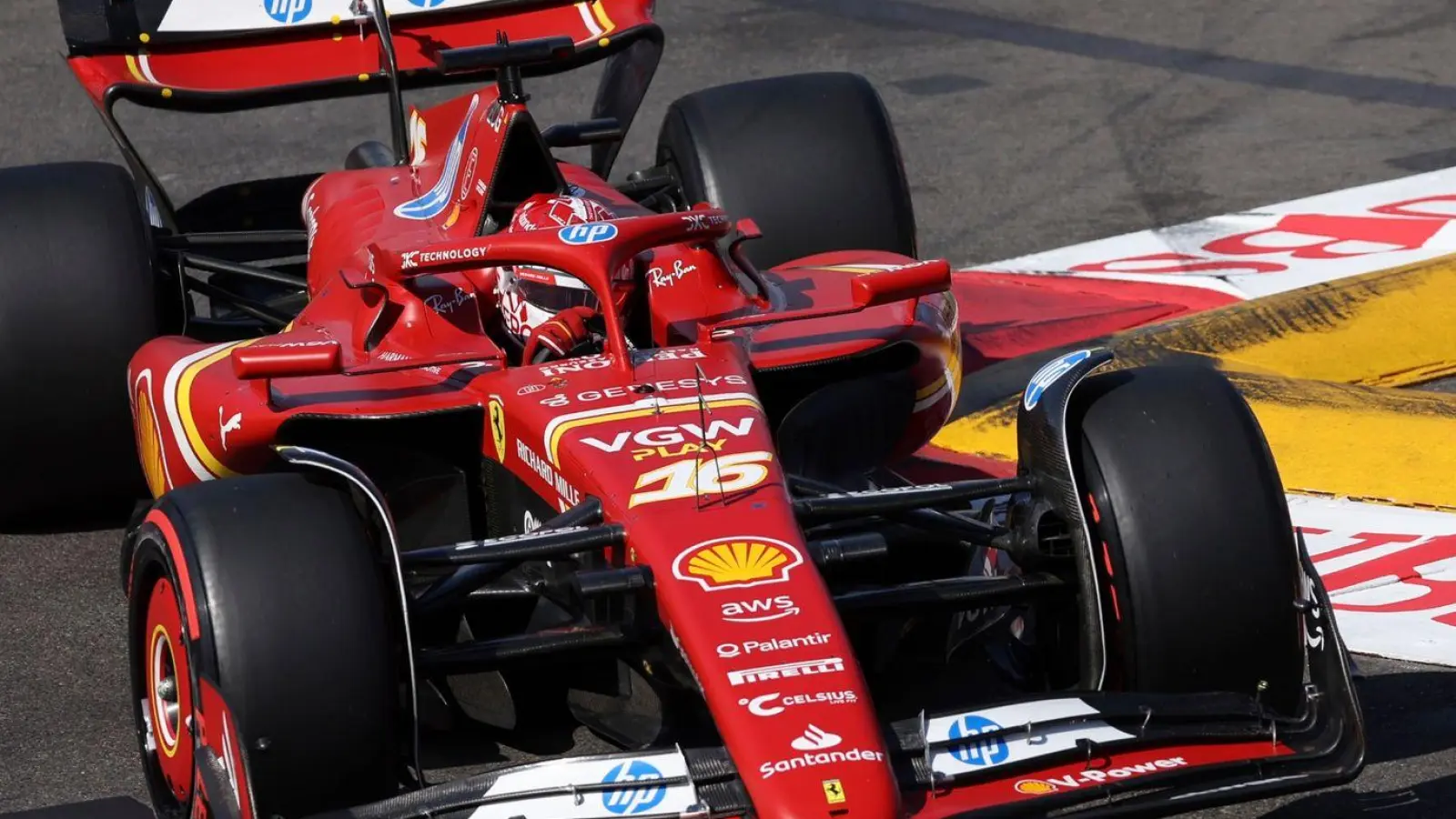 Sicherte sich in seiner Heimatstadt Monaco die Pole: Charles Leclerc. (Foto: Claudia Greco/Pool Reuters/AP/dpa)