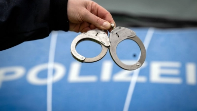Die Polizei hat mutmaßliche Drogendealer festgenommen (Symbolbild) (Foto: Soeren Stache/dpa)