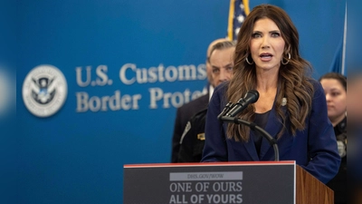 Als erste Ministerin der aktuellen Trump-Regierung muss US-Heimatschutzministerin Kristi Noem gehen. (Archivfoto) (Foto: Yuki Iwamura/AP/dpa)