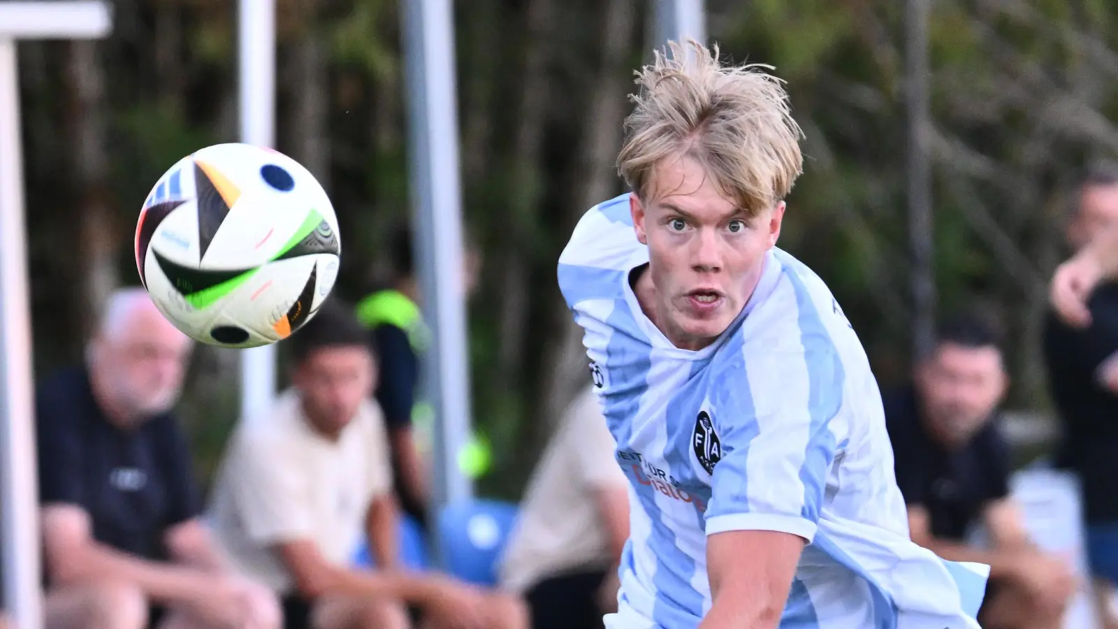 Fabio Wagner ist Teil der neuen Mannschaft, die der TSV 1860 München für die Regionalliga zusammengestellt hat (hier beim Pokalspiel in Wendelstein).  (Foto: Sportfoto Zink/Wolfgang Zink)