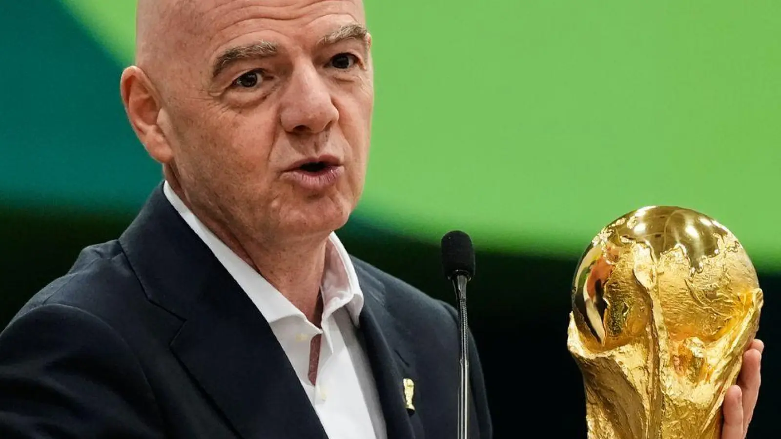 Die FIFA um Präsident Gianni Infantino erklärt sich - aber ob sie auch verstanden wird? (Archivfoto) (Foto: Tony Gutierrez/AP/dpa)
