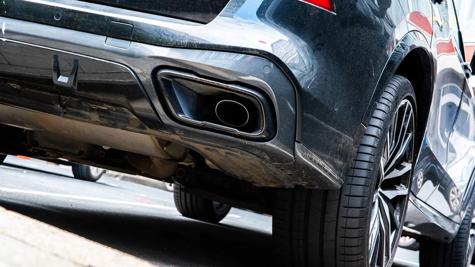 Für die FDP muss das Verbrenner-Aus komplett vom Tisch. (Archivbild) (Foto: Alicia Windzio/dpa)