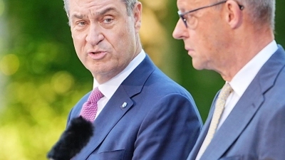 Markus Söder steht zu Friedrich Merz. (Archivbild) (Foto: Michael Kappeler/dpa)