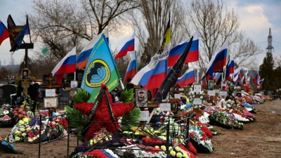 Nach Schätzung von US-Forschern sind bislang 325.000 russische Soldaten im Angriffskrieg gegen die Ukraine getötet worden. (Archivbild) (Foto: Uncredited/AP/dpa)