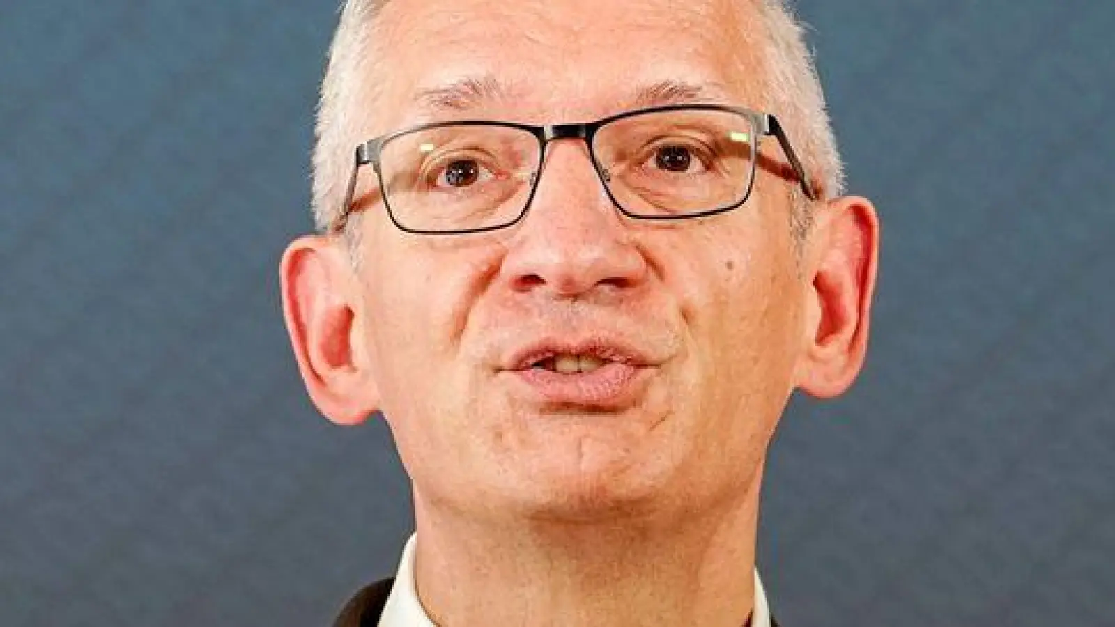 BND-Präsident Jäger sagt, die deutsche Öffentlichkeit müsse verstehen, „dass scheinbar zusammenhanglose hybride Aktivitäten strategisch miteinander verbundene feindselige Handlungen sind“. (Archivfoto) (Foto: Kay Nietfeld/dpa)
