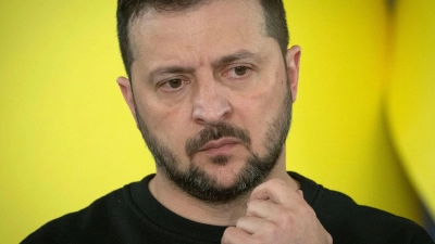 Präsident Wolodymyr Selenskyj fordert den Westen erneut zu mehr finanzieller und militärischer Hilfe auf. (Foto: Efrem Lukatsky/AP)