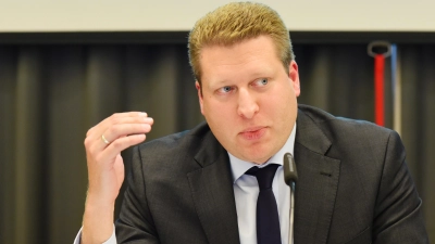 Der Ansbacher Kämmerer Christian Jakobs kann sich über satte Mehreinnahmen bei der Gewerbesteuer freuen..<br>Stadtkämmerer (Foto: James Edward Albright Jr)