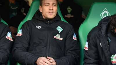 „Das ist für uns natürlich sehr ärgerlich“, sagt Clemens Fritz über die Testspielabsage des FC St. Pauli. (Foto: Carmen Jaspersen/dpa)