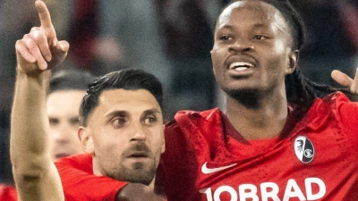 Vincenzo Grifo (M) ist nun Freiburgs Rekordtorschütze. (Foto: Silas Stein/dpa)