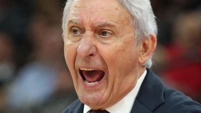 Bayern-Trainer Svetislav Pesic sah eine chancenlose Münchener Mannschaft. (Archivbild) (Foto: Matthias Stickel/dpa)