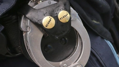 Die Polizei und die Staatsanwaltschaft ermitteln gegen den Mann. (Symbolbild) (Foto: Karl-Josef Hildenbrand/dpa)