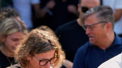 Die Brüder wurden in ihrem Heimatort Gondomar beigesetzt. (Archivfoto) (Foto: Manu Fernandez/AP/dpa)