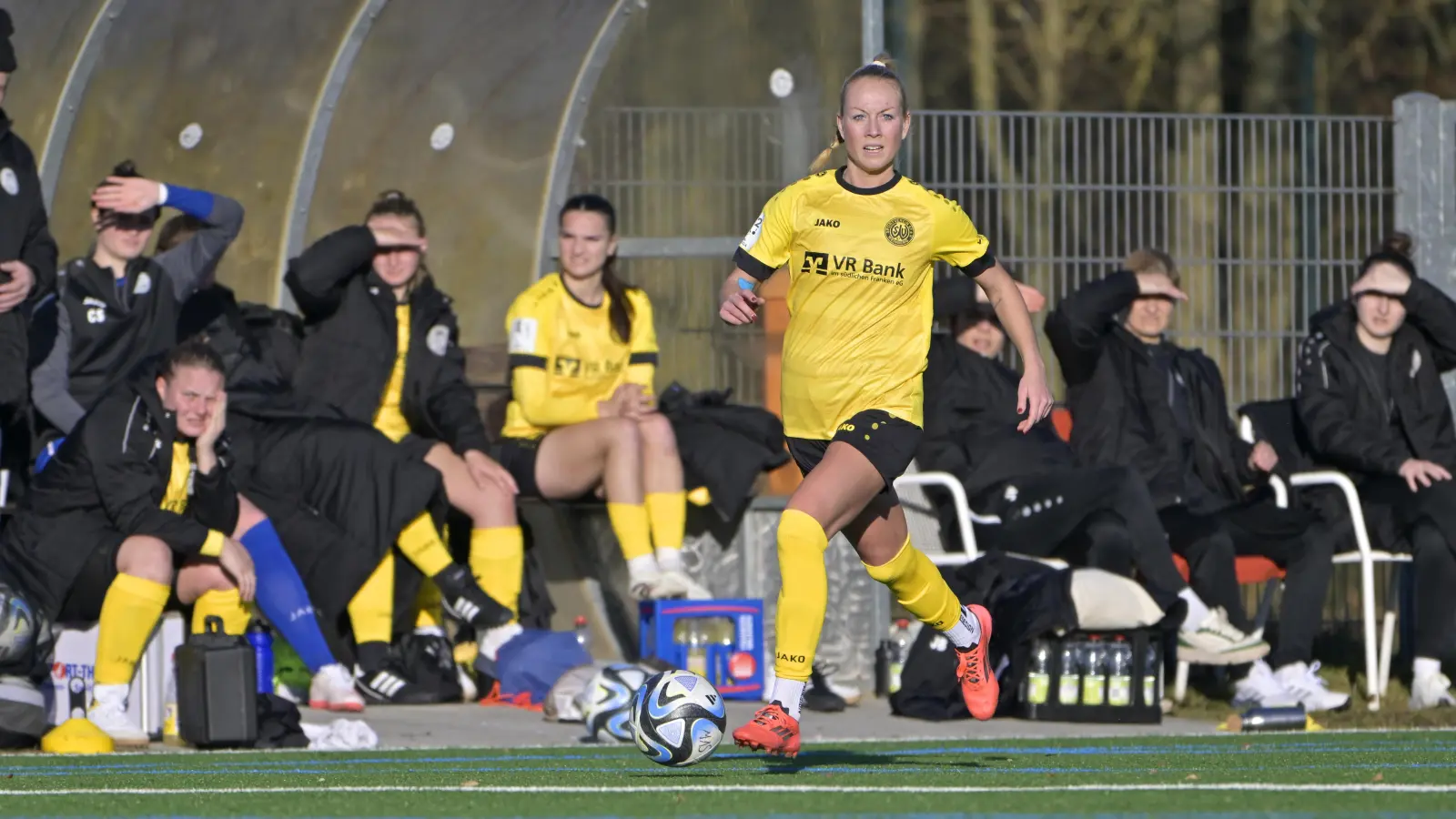 Unter Beobachtung: Der SV Weinberg hofft auf den Einsatz von Nadine Hilkert (hier im Spiel gegen den SV Hegnach). (Foto: Martin Rügner)