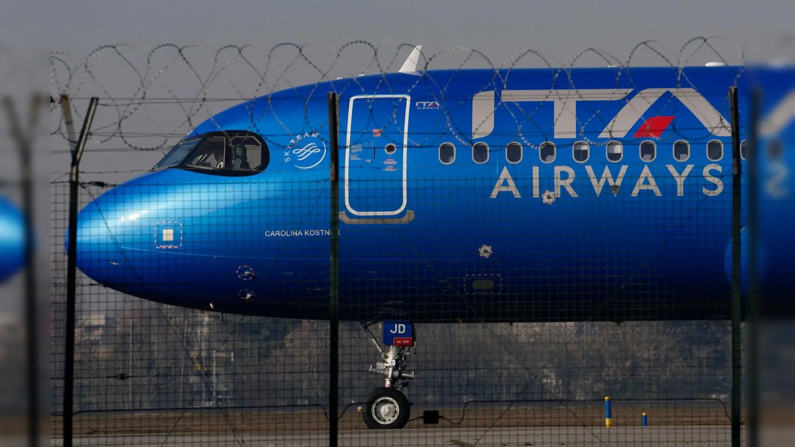 Der Flugverkehr über Italien ist beeinträchtigt. (Foto: Archiv) (Foto: Luca Bruno/AP/dpa)