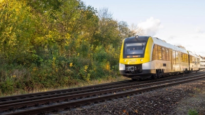 Geplant sind mehr Halte und Züge. (Archivbild)  (Foto: Stefan Puchner/dpa)