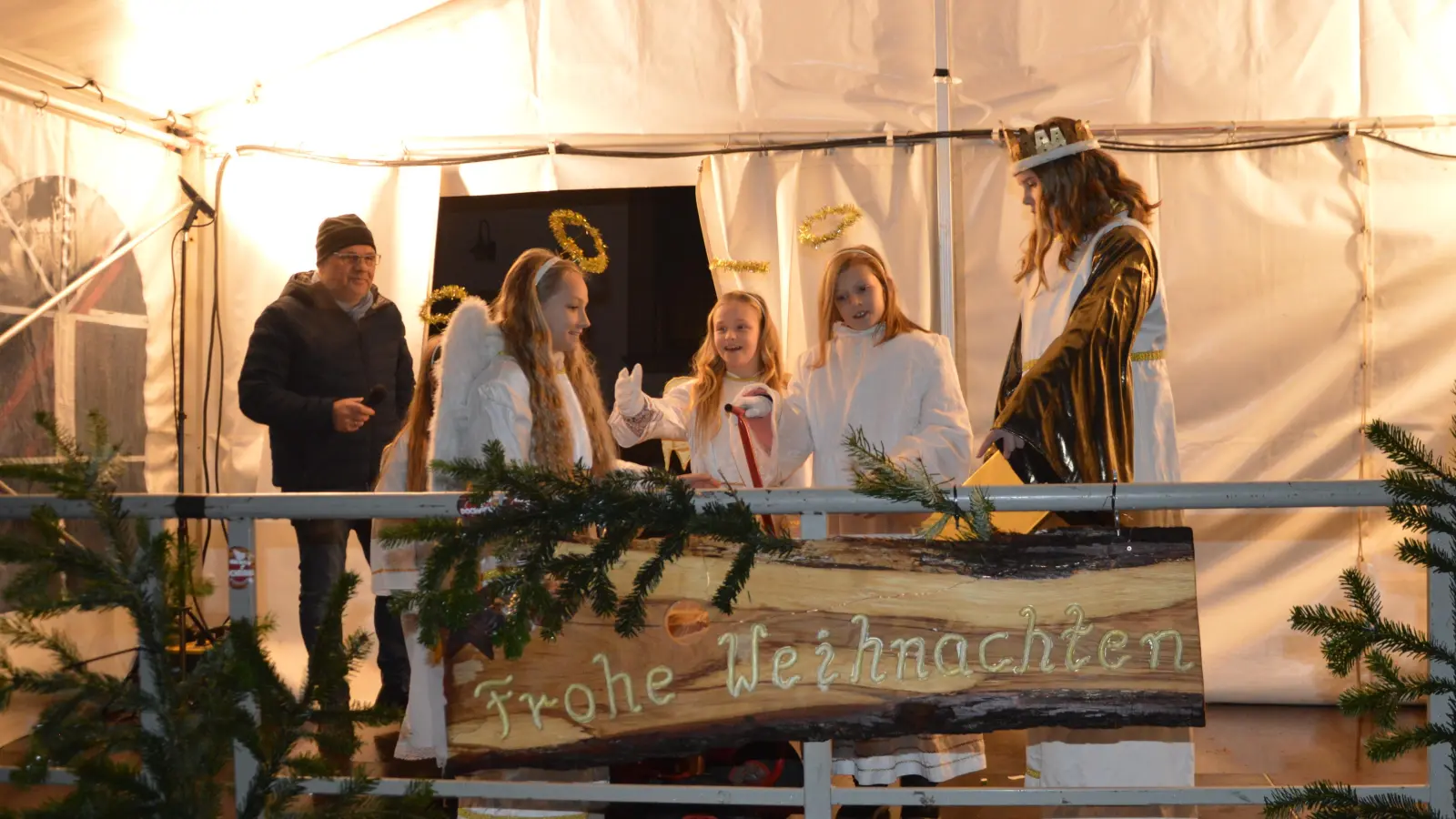 Freuen auch Sie sich auf den beliebten Weihnachtsmarkt und „himmlischen” Besuch! (Foto: Martina Hinkelmann)