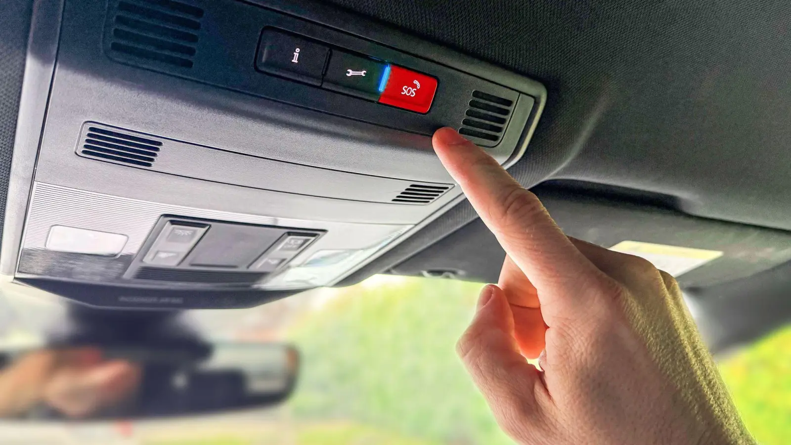 Das automatische Notrufsystem eCall für Kraftfahrzeuge hat bereits viele Leben gerettet. (Foto: Florian Streicher/O2 Telefónica/dpa)