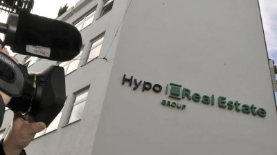 In den Jahren der internationalen Finanzkrise war die Immobilienbank Hypo Real Estate der größte deutsche Schadenfall. (Archivbild) (Foto: Peter Kneffel/dpa)