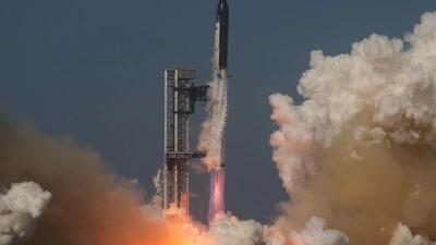Die Entwicklung der großen Rakete Starship verschlingt Milliarden, soll das Geschäft von SpaceX aber stark voranbringen. (Archivbild) (Foto: Eric Gay/AP/dpa)