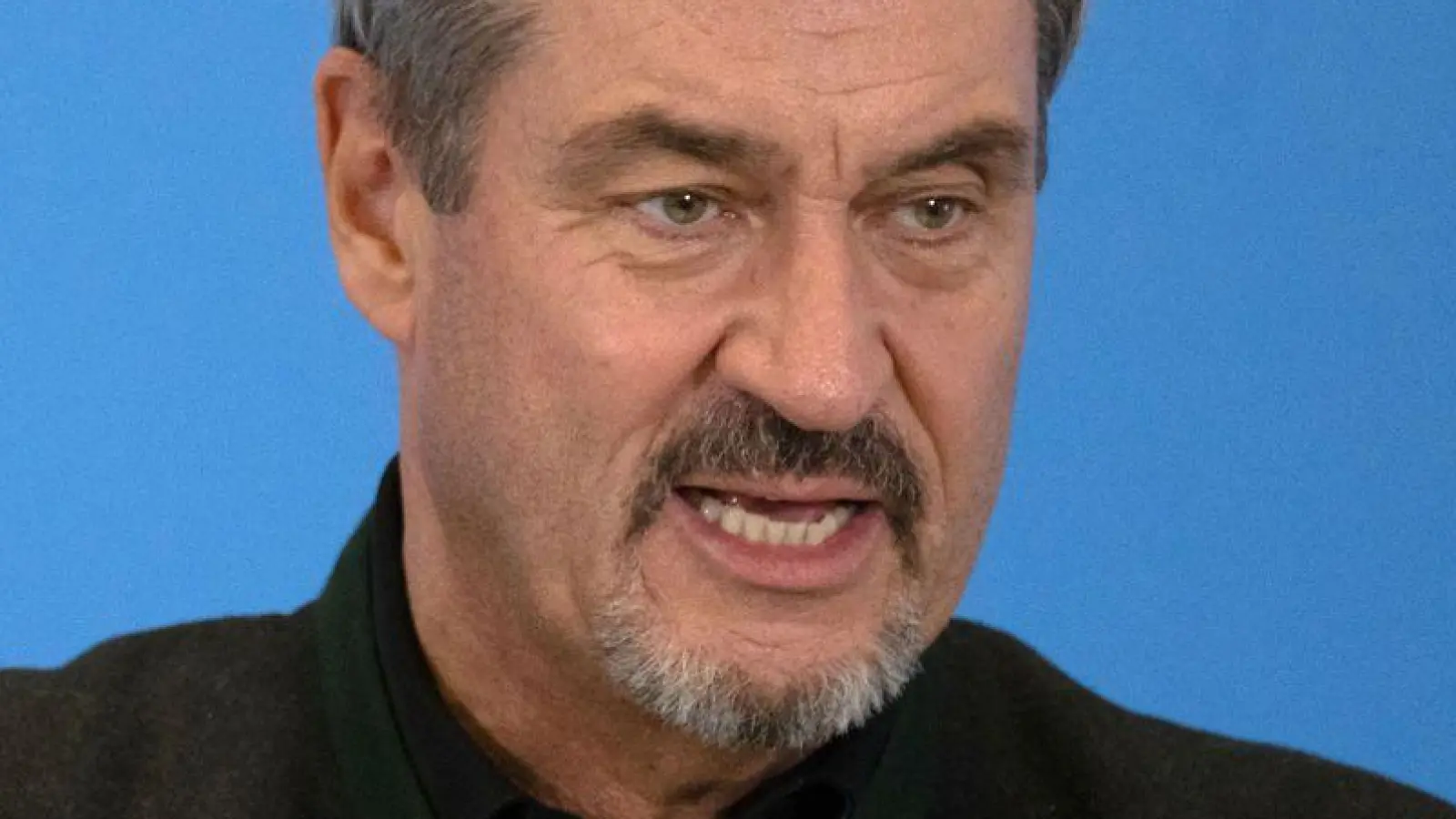 CSU-Chef Söder fordert schnelle und konsequente Beschlüsse der schwarz-roten Koalition in Berlin. Alles, was über den Inhalt des Koalitionsvertrages hinausgeht, schließt er kategorisch aus. (Archivbild) (Foto: Pia Bayer/dpa)