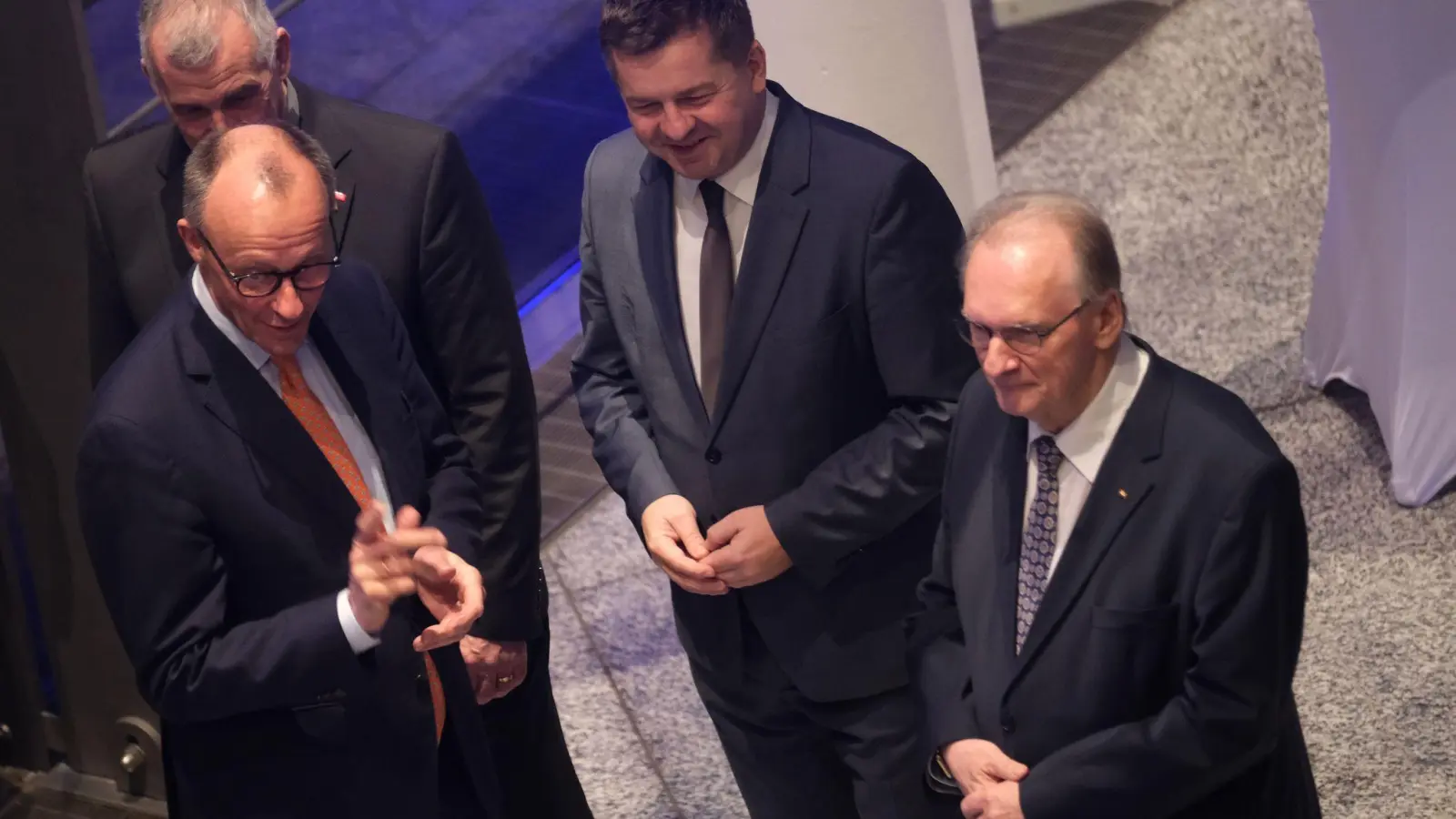 Merz sieht Grund für Zuversicht. (Foto: Sebastian Willnow/dpa)