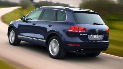 Big Boy: Der VW Touareg - sowie der technisch nahe Verwandte Cayenne von Porsche - gehören zur Gattung der Oberklasse-SUV. (Foto: Volkswagen AG/dpa-tmn)