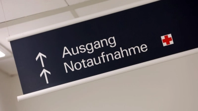 Vielen bayerischen Kliniken geht es finanziell schlecht - und es könnte noch viel schlimmer kommen, warnt die Krankenhausgesellschaft. (Symbolbild) (Foto: Karl-Josef Hildenbrand/dpa)