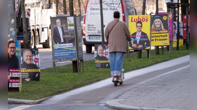 Am nächsten Sonntag sind in Bayern Kommunalwahlen. (Foto: Peter Kneffel/dpa)