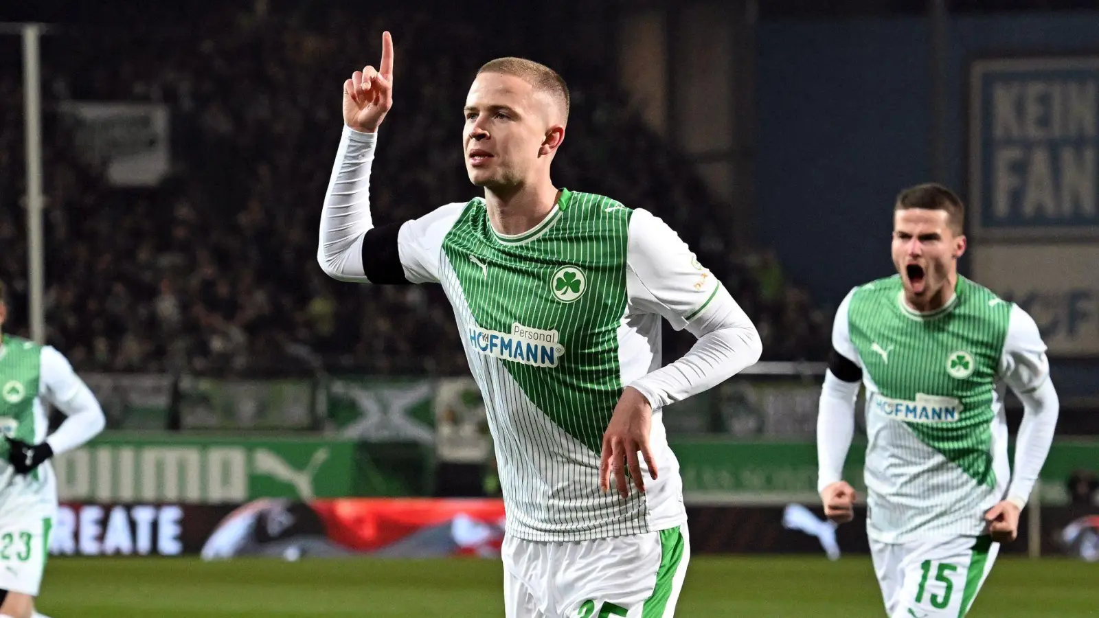 Brynjar Bjarnason wechselt von Fürth nach Dänemark. (Archivbild) (Foto: Jens Niering/dpa)