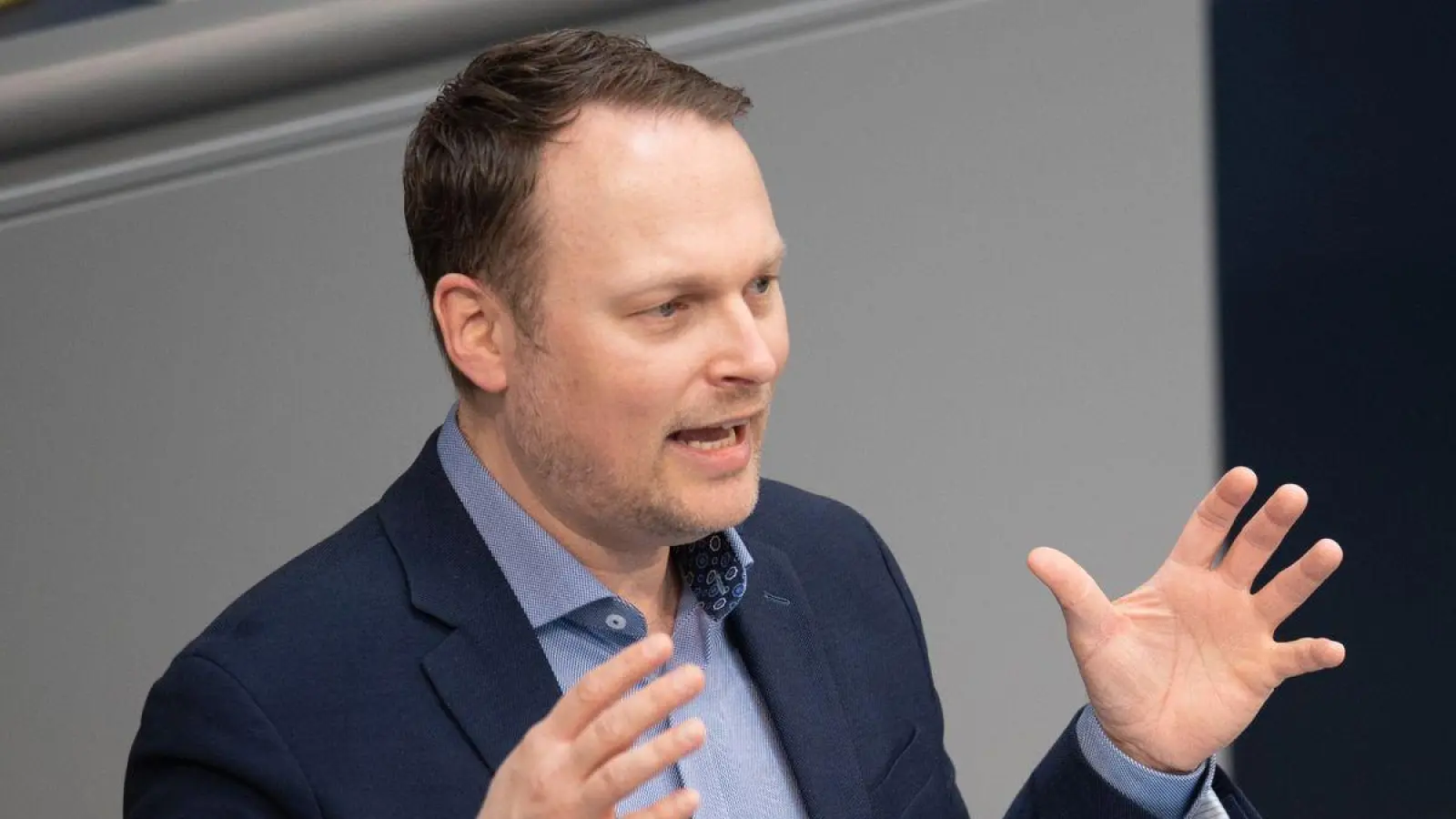 Grünenpolitiker Kai Gehring im Bundestag. (Foto: Christophe Gateau/dpa)