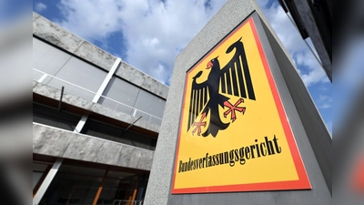 Wird das Bundesverfassungsgericht in seiner Entscheidung Standards zu den parlamentarischen Abläufen konkretisieren? (Foto: Uli Deck/dpa)