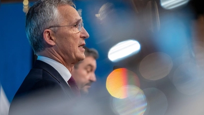 Die Sicherheitskonferenz muss in München bleiben. Für den designierten Vorsitzenden der Münchner Sicherheitskonferenz, Jens Stoltenberg, ist dies keine Frage.  (Foto: Peter Kneffel/dpa)