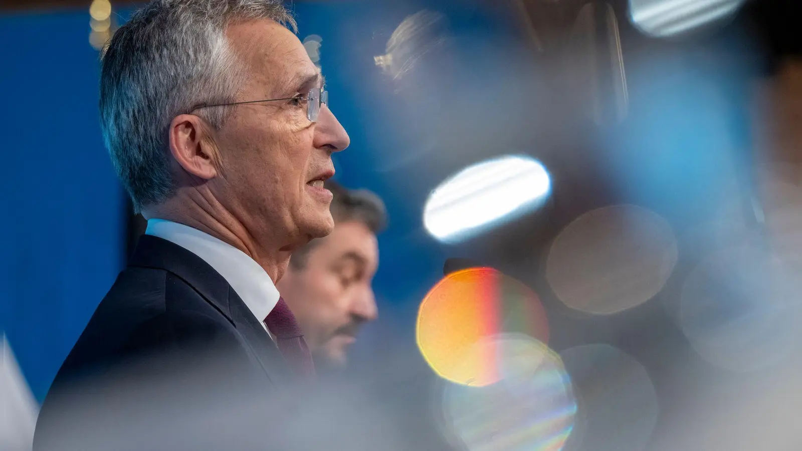 Die Sicherheitskonferenz muss in München bleiben. Für den designierten Vorsitzenden der Münchner Sicherheitskonferenz, Jens Stoltenberg, ist dies keine Frage.  (Foto: Peter Kneffel/dpa)