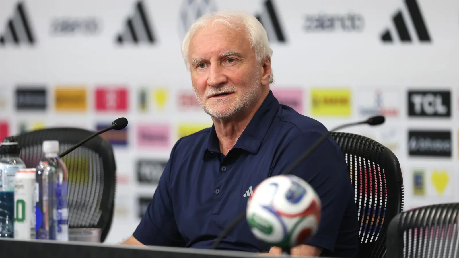 Rudi Völler ist vor dem WM-Start optimistisch.  (Foto: Jan Woitas/dpa)