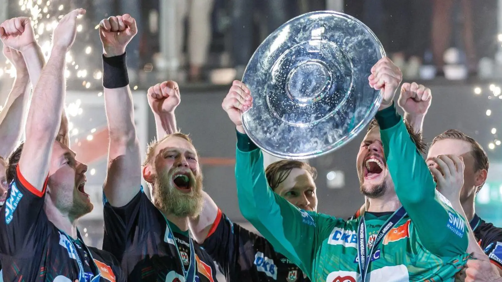 Deutscher Meister - und bald Champions-League-Sieger? Die Magdeburger wollen „alles geben“. (Foto: Andreas Gora/dpa)