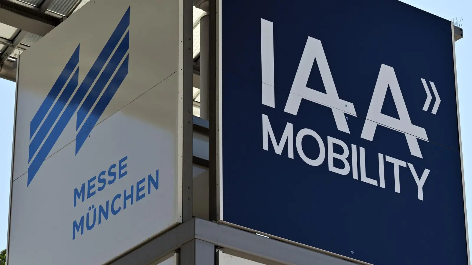 Die IAA findet im September in München statt. Aktuell sieht es danach aus, dass sie größer ausfallen wird als 2023. (Foto: Martin Schutt/dpa)