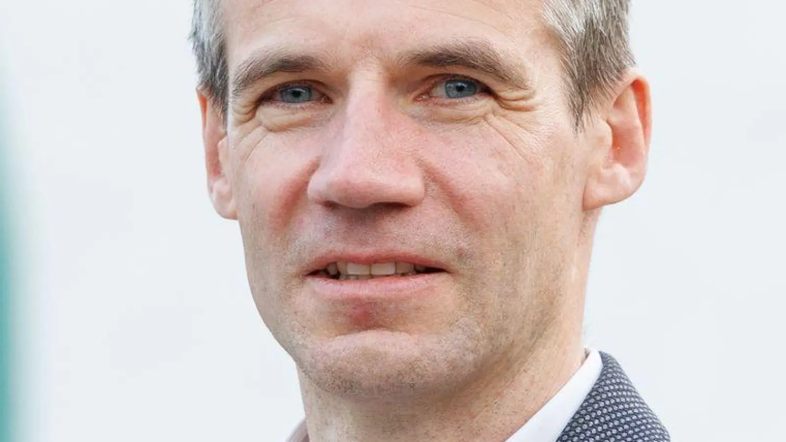 Der Vorstandsvorsitzende der Deutschen Reiterlichen Vereinigung, Dennis Peiler, äußert sich zur Tierquälerei in München: „Tief erschüttert“ (Foto: Friso Gentsch/dpa)