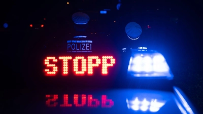 Der 34-Jährige hatte keinen gültigen Führerschein. (Symbolbild) (Foto: Marijan Murat/dpa)