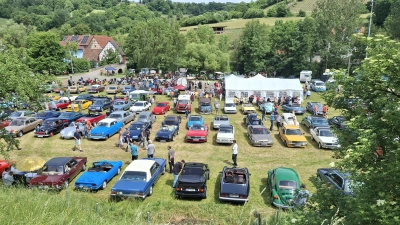 Oldtimer-Liebhaber können sich am 17. Mai wieder auf eine Ausstellung mobilen historischen Kulturguts freuen. (Foto: Oldtimer- und Veteranenclub Tauberscheckenbach e.V.)