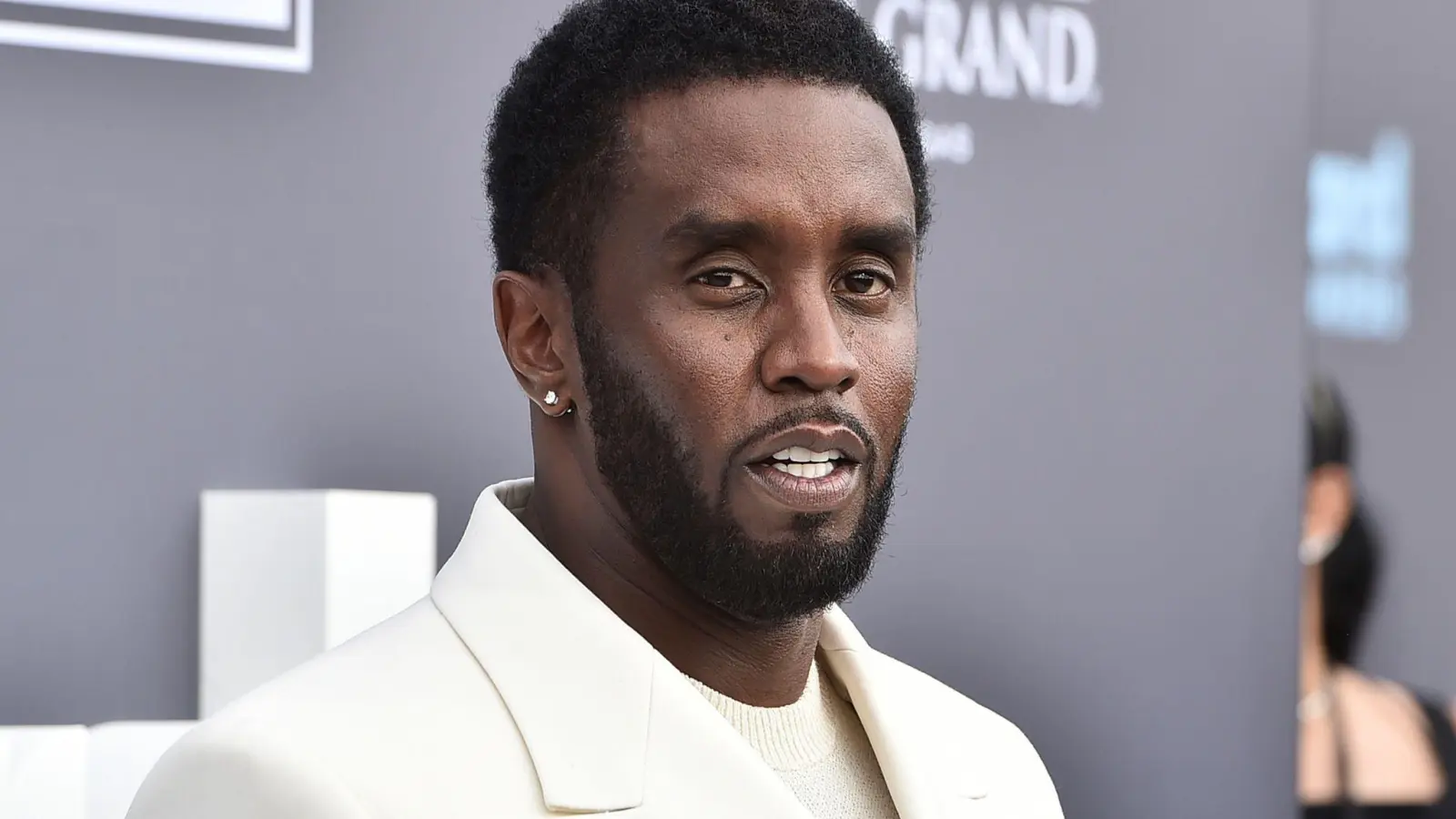 Noch vor wenigen Jahren im Rampenlicht, nun auf der Anklagebank: Sean Combs (Foto: Jordan Strauss/Invision/AP/dpa)