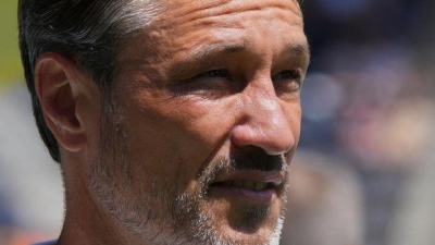 BVB-Trainer Niko Kovac hat Verständnis für die Probleme seiner Spieler bei der Hitze. (Foto: Jeff Dean/FR171800 AP/AP/dpa)